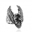 Bague homme biker en acier avec aigle aux ailes dployes