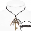 Collier cuir avec clé trèflée, couteau, os, dague et rasoir