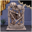 Décoration représentant un couple de squelette s'embrassant (20,5cm)