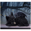 Figurine chat dormant  ailes de diable et collier pentacle (18cm)