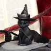 Figurine chat noir  chapeau de sorcier