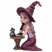 Figurine jolie sorcire pourpre Agatha lisant un grimoire avec son hibou (15cm)