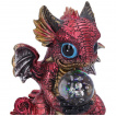 Figurine petit dragon rouge tenant une orbe (10,8cm)