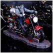 Figurine style biker  motard zombie sur sa moto - James Ryman (20cm)