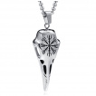 Pendentif crane de corbeau gravé de symboles