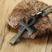 Pendentif croix gyptienne (nkh) noire en acier