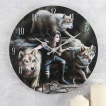 Pendule murale  femme aux loups Power Of Three - Anne Stokes