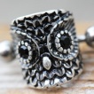 Piercing hélix hibou de la fôret