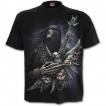 T-shirt homme à squelette rock jouant sur une guitare ornée de cranes
