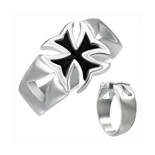 Bague homme acier croix de malte sculpte