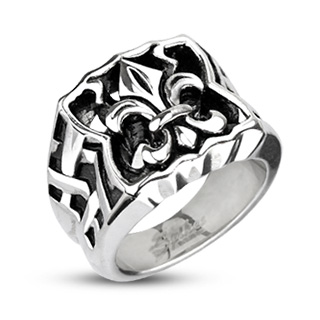 Bague homme acier style chevalire cras  fleur de lys