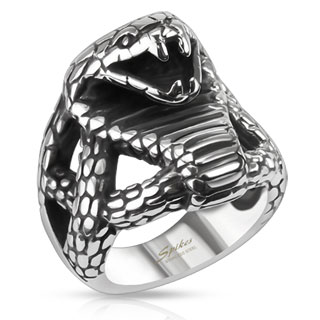 Bague homme gothique-biker en acier avec cobra menacant