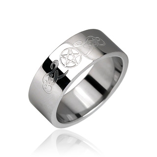 Bague homme gothique pentagramme et signes tribaux