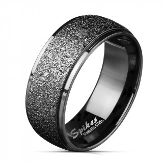 Bague homme noire en acier  bandeau sabl