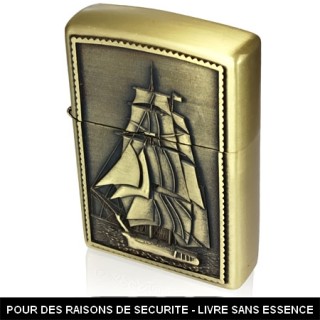 Briquet tempte en mtal cuivr avec bateau  voile