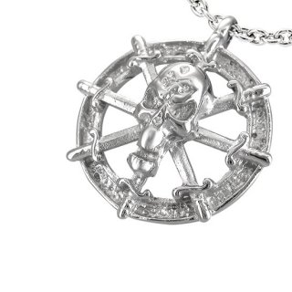 Pendentif acier cercle d'pes et tte de mort