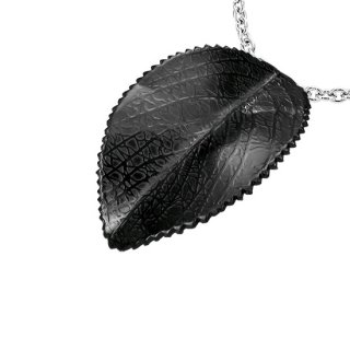 Pendentif acier feuille acacia noire