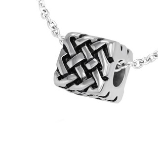 Pendentif gothique acier cube  bandelettes